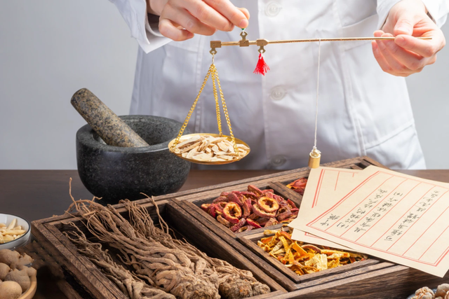 中药学专业(中药学专业就业前景)-知中招生网