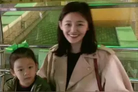 小玥儿与大S如复制粘贴，跟后妈生活衣着体态变好，让人略感欣慰图片