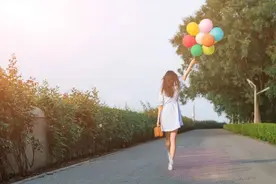 《易经》：多言多败，言多必失图片