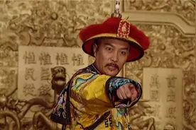 年羹尧被处决后，官员在抄家时发现7个字，雍正看到后口吐鲜血图片