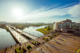 在我国顶尖高校中，985、211和双一流，谁的档次会更高一些？图片