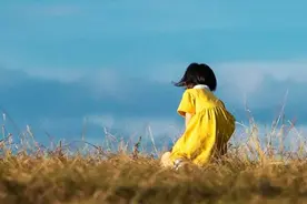 15秒短视频，揭露了父母残忍一幕：养女儿，这5样东西绝对不能伤图片