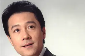 应当收回军籍的4位明星，德不配位遭全网炮轰，一个比一个丢脸图片