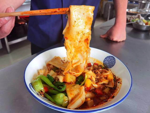 这6种又粗又宽挑战喉咙的大碗宽面,看看您吃过几种?