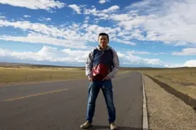 腾讯元老魏震：攒够钱隐居紫蓬山，建200亩世外桃源，喂鸡养羊图片