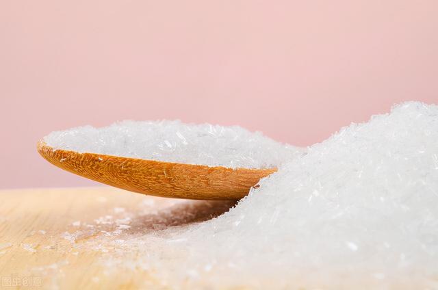 味精致癌，是“害人精”？医生辟谣：关键要看用量，吃多了就有害