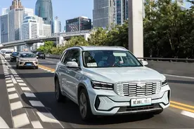 日系混动双雄被国产品牌追着打，吉利星越L混动有这么强？图片