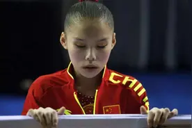 那个巅峰时期退役，百万奖金全给哥哥买房的体操一姐，如今怎样？图片