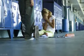 班主任直言：孩子被霸凌的方式有很多，每一种家长都不能掉以轻心图片