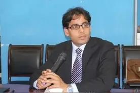 我，新疆女孩，嫁到印度9年，无法忍受公公喝恒河水，如今想回国图片