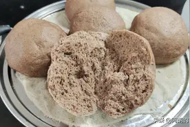 蒸全麦馒头，再加白面就错了！教你加一“粉”，比白面馒头更松软图片