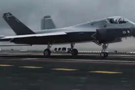 台专家：“歼-35”并不只有一个版本，未来可能会出现“准航母”图片