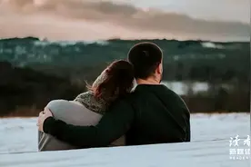 老舍《离婚》戳痛中年夫妻的心：我们终究都会和错的人结婚图片