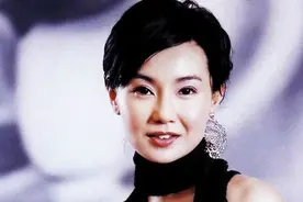 香港“影后”张曼玉，玩摇滚爱做饭，没想到红毯造型也这么惊艳图片