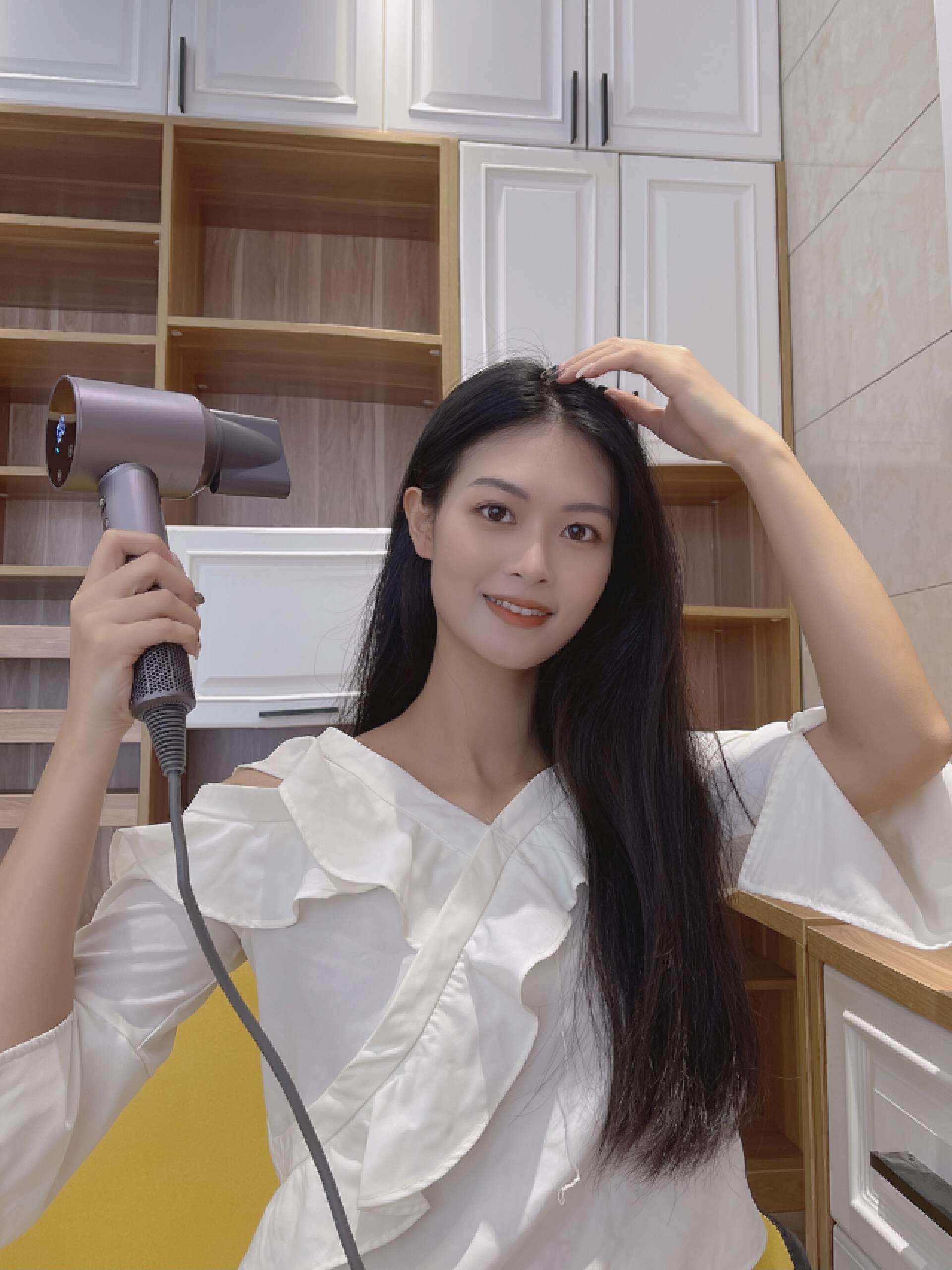 直男送礼推荐：大宇温感高速吹风机，早晚都能想起你