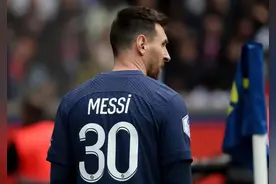 巴黎圣日耳曼完美演绎什么是土豪球队，却离豪门形象越来越远图片