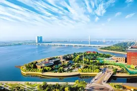 奋力当好“三个努力建成”排头兵！曹妃甸建区十年来坚持向海发展做好港产城联动文章图片