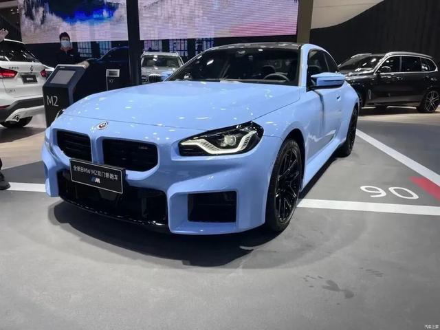 全新宝马M2：燃油绝唱？3.0T的驾驶者之车，买了就能坐等升值？！