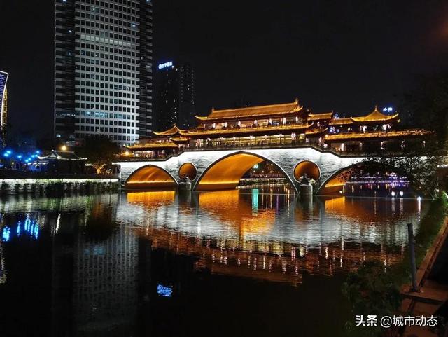 雪山下的成都，因冬奥会更火了