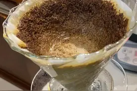 分享为什么不太推荐速溶咖啡，更推荐挂耳或现磨咖啡的原因图片