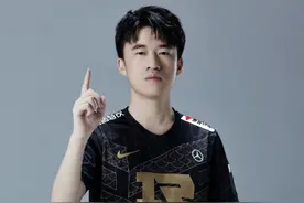 RNG小虎人设崩塌？前女友控诉：他吐槽队友，还喜欢Letme前女友图片