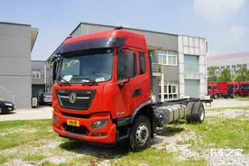 高顶三卧6米8中卡你见过吗？260马力天锦KR底盘价21.3万元！图片