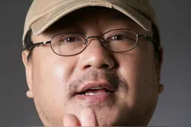 范伟：我这辈子最幸福的事，就是娶了普通护士当媳妇图片