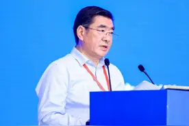 傅向升谈“能源金三角”煤化工产业园区协同发展图片