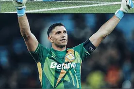 7次！大马丁是近9个赛季，欧冠零封拜仁、扑救次数最多的门将图片