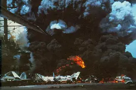 1967年，美航母南海起火爆炸，21架飞机被毁134人死亡，是阴谋吗图片