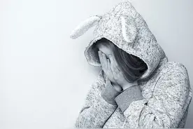 15岁的女儿居然看情色片！如果你作为家长，会怎么做？图片