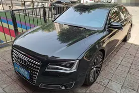 发动机技术的巅峰，40万成交一台6.3L W12的奥迪A8值不值？图片