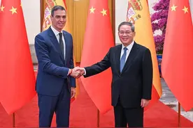 李强同西班牙首相桑切斯会谈图片