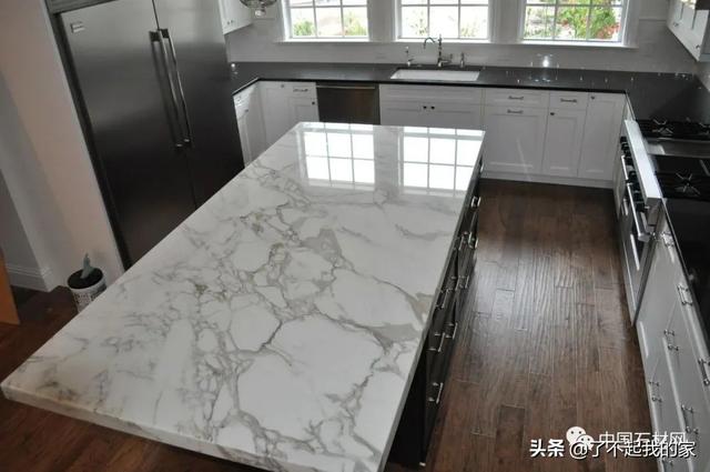 ʯҡʯӢʯҰ壬һʺ̨أ