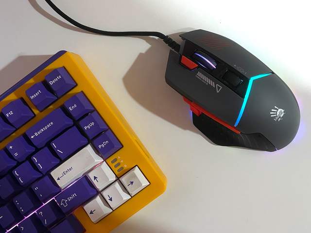 帅气舒服的血手幽灵，游戏打工都适合