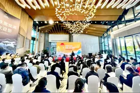 《百家讲坛》主讲人郦波：在世界文化平台上讲好东坡故事图片