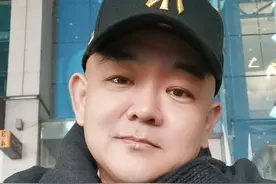 演员王鹤鸣怒斥影视圈无耻，徐峥发声明撇清关系，球又传给了曹总图片