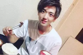 日本小哥在26㎡房间生活5年，男生精致起来就没女孩子什么事儿了图片