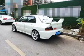 50万买台开了十四年的二手车，不是超跑，不是豪华品牌，你敢信？图片