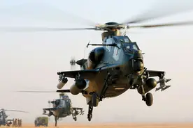 俄军扩充至150万，解放军却在裁减军队，我军200万兵力真的够用？图片