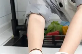 一次性手套选丁腈还是PVC？图片