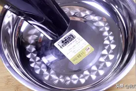 今天才知道，去除胶印这么简单，再也不用手抠了，轻松去除胶印图片