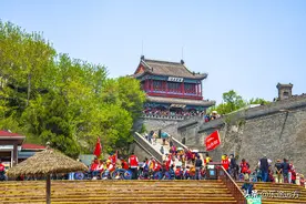 万里长城的起点在哪里？图片