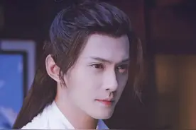 熬过了古偶男的“天花板”和“反面教材”，真正的古装美男潮来了图片