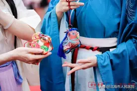 高颜值、有内涵的中药香囊了解一下图片