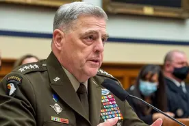 美俄将会爆发正面冲突？美国防部计划向乌克兰派兵，俄方有言在先图片