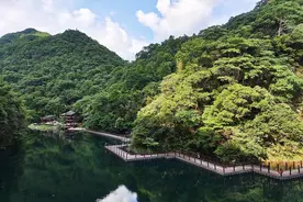 藏于黄山西麓的奇山异水，被誉为“皖南小九寨”，原来真的这么美图片