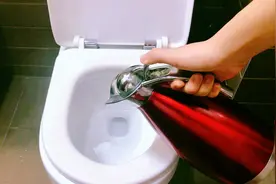 马桶越用吸力越小：排查3个地方，就能轻松解决图片