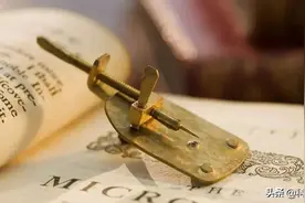 光学显微镜看不到原子？是因为倍数不够？错图片