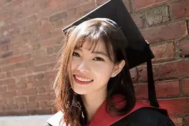 15年那个拒绝保送清北，大二未婚生子的95后女学霸，如今怎样了？图片